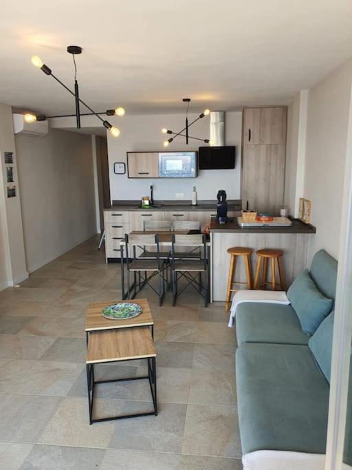 Front Mer - Sublime Appartement Moderne Et Confortable Estepona Exteriör bild