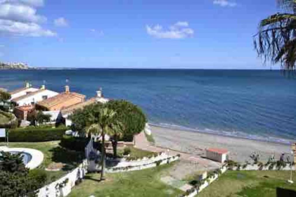 Front Mer - Sublime Appartement Moderne Et Confortable Estepona Exteriör bild